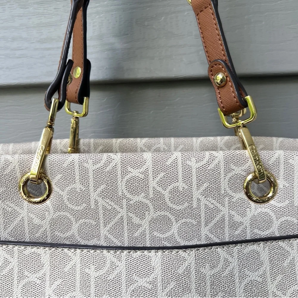 Calvin Klein Sonoma Satchel Crossbody Bag Adjustable Strap Shoulder bag Khaki